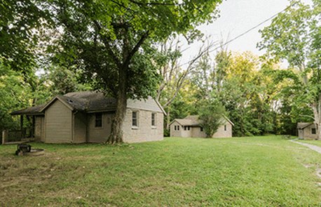 cabins.jpg