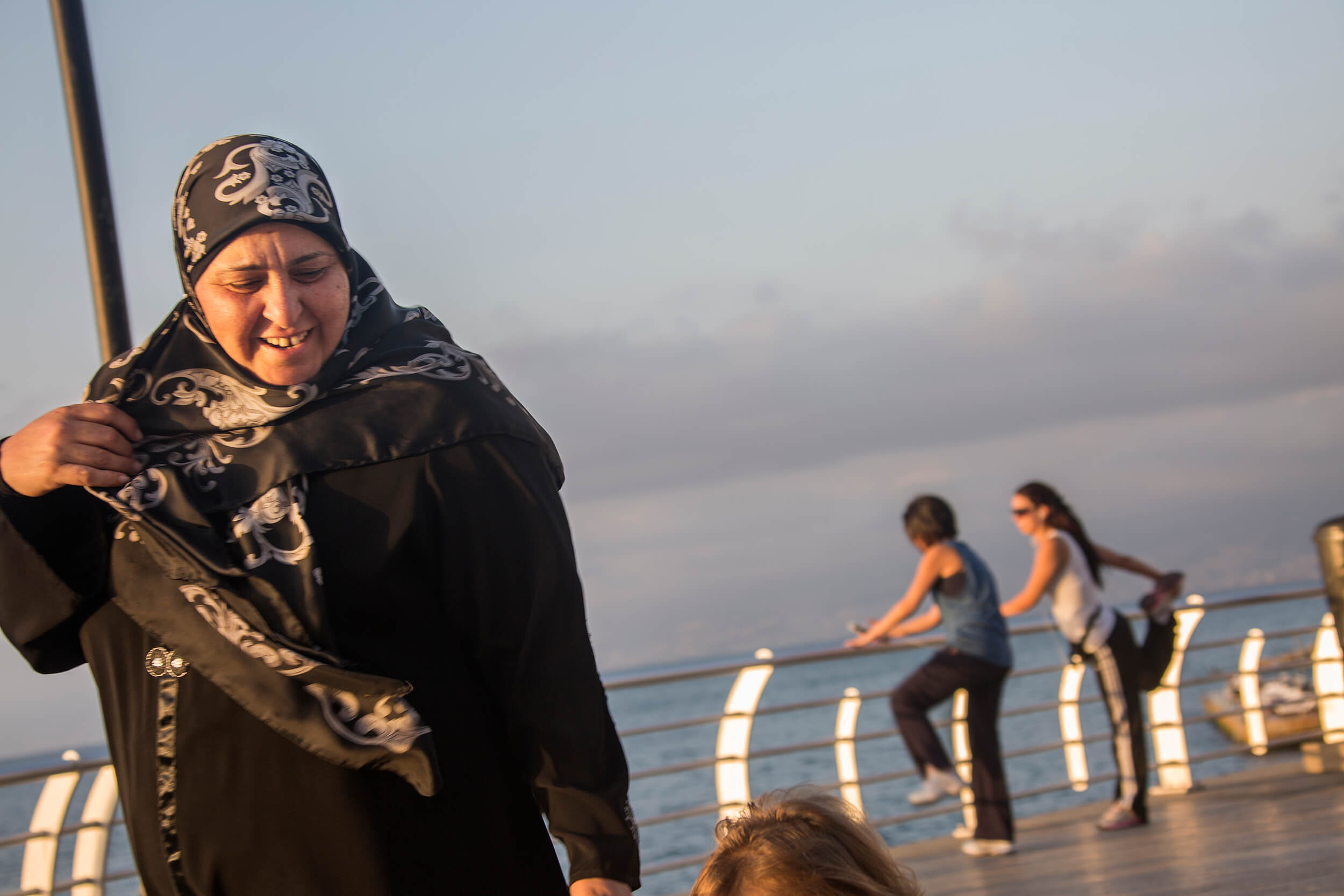  La Corniche, boardwalk of Beirut. 