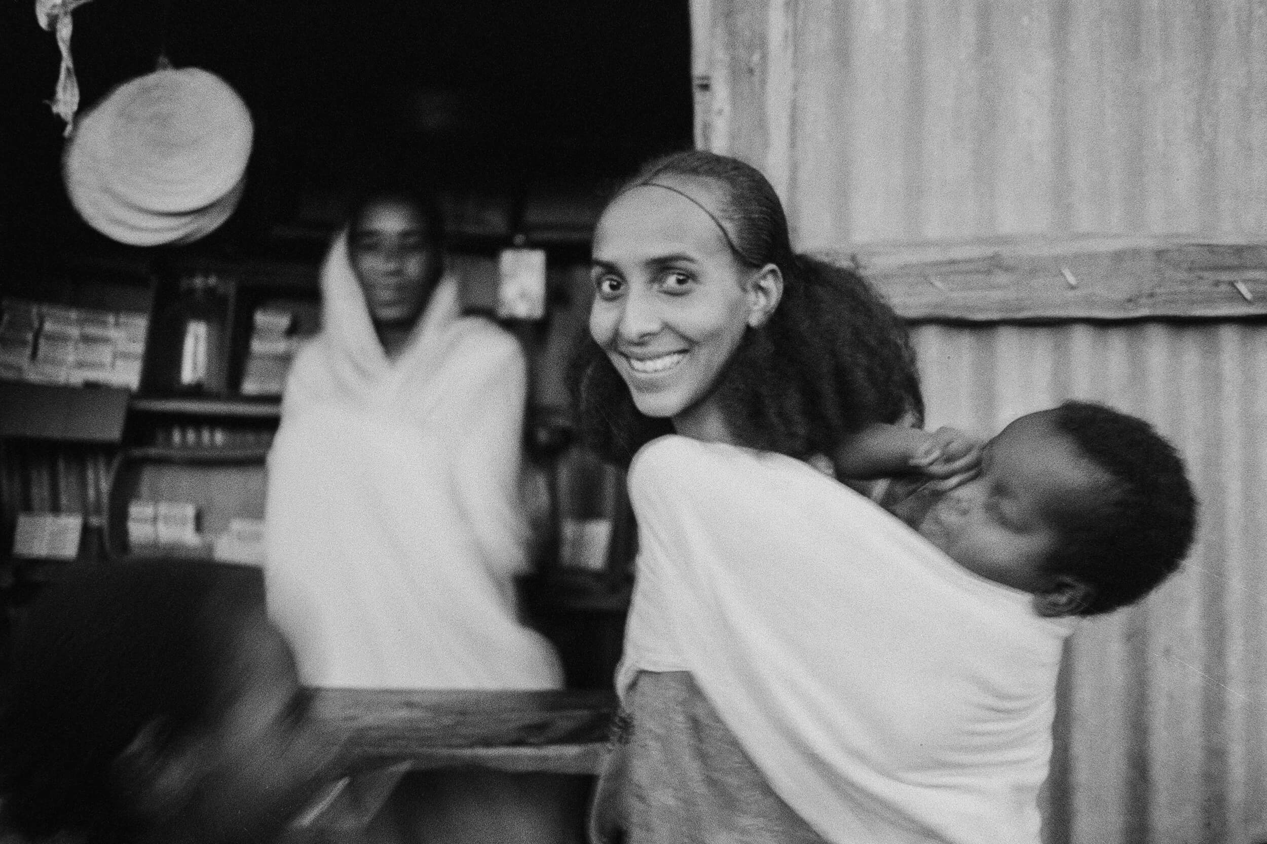 At dusk, the Ethiopian bombings cease and the market can open again. Segeneiti, Eritea 1990.