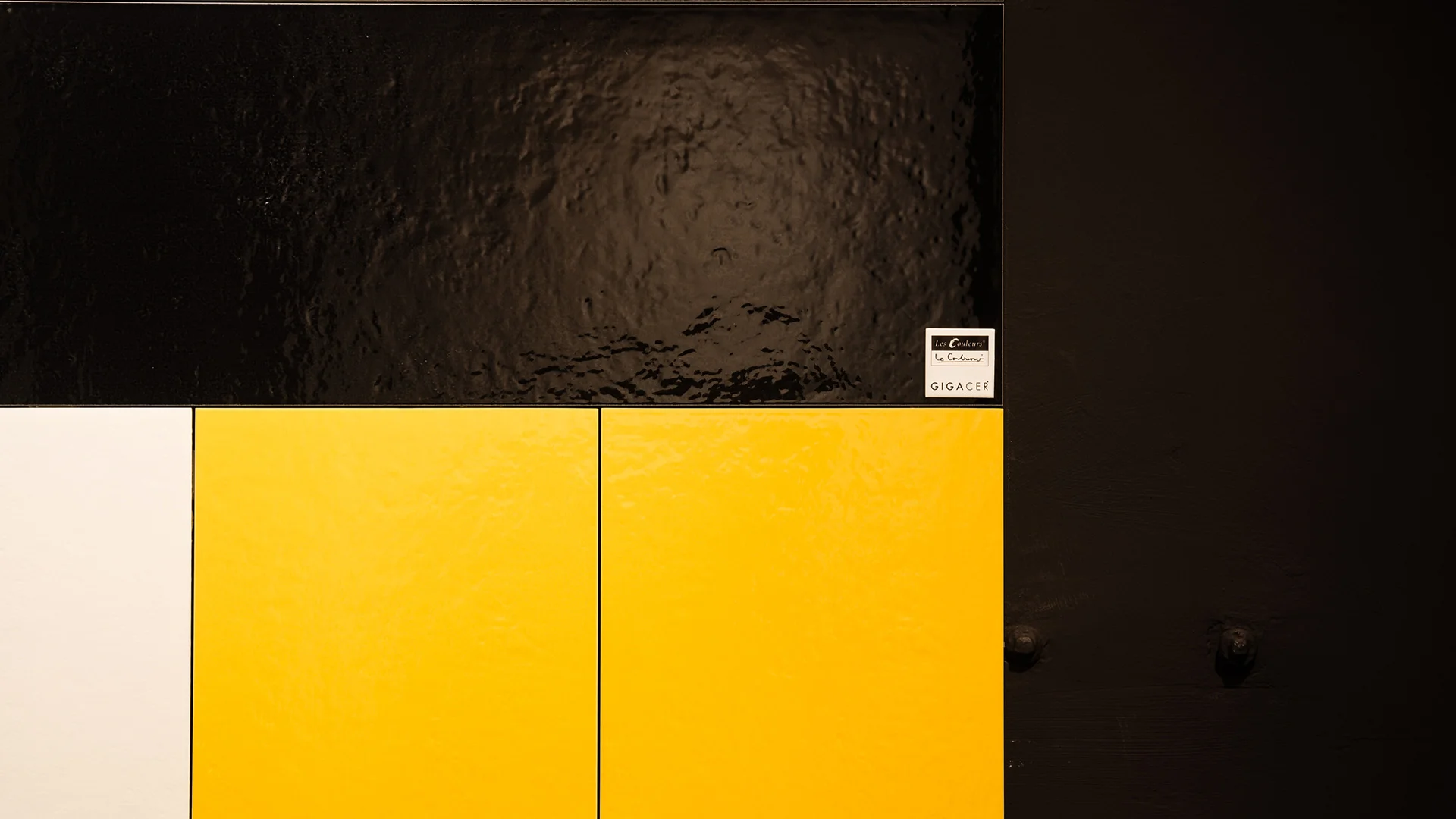 Le jaune vif