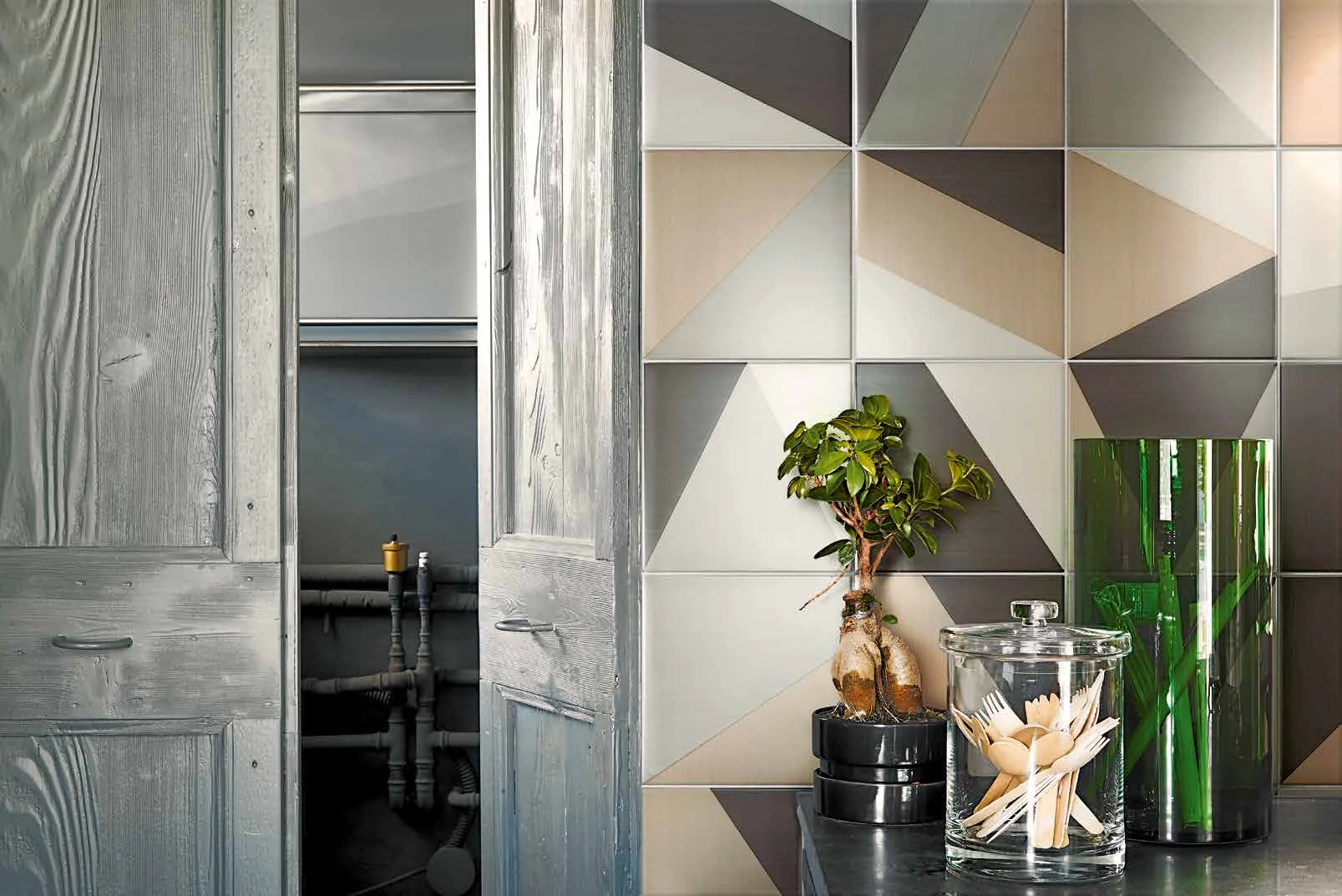Tangram Grey