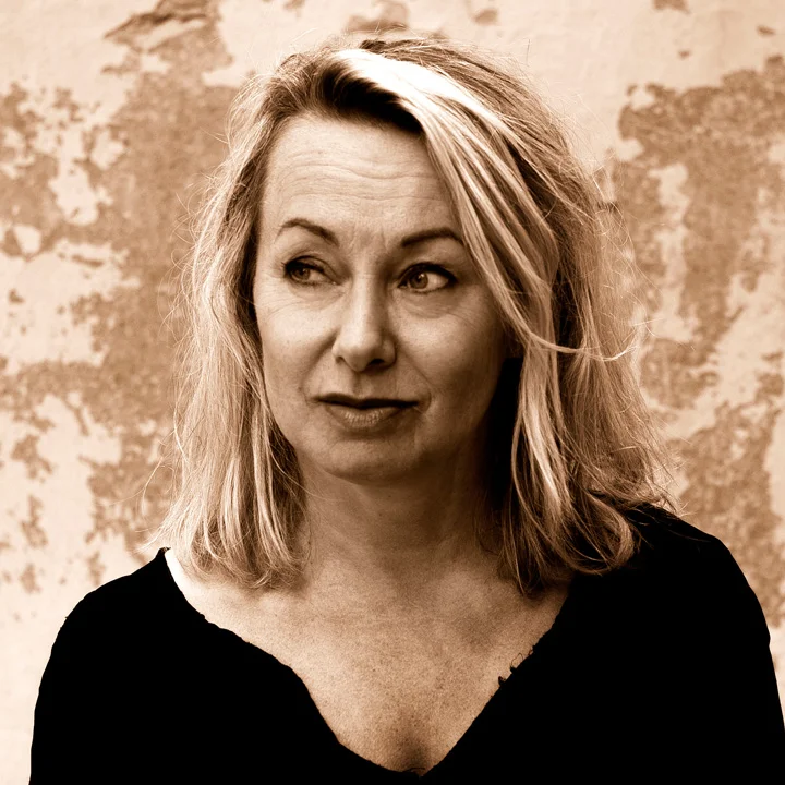 Louise_hoffsten.jpg