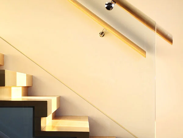 Stair detail - (Brad Lamoureux Arch.)