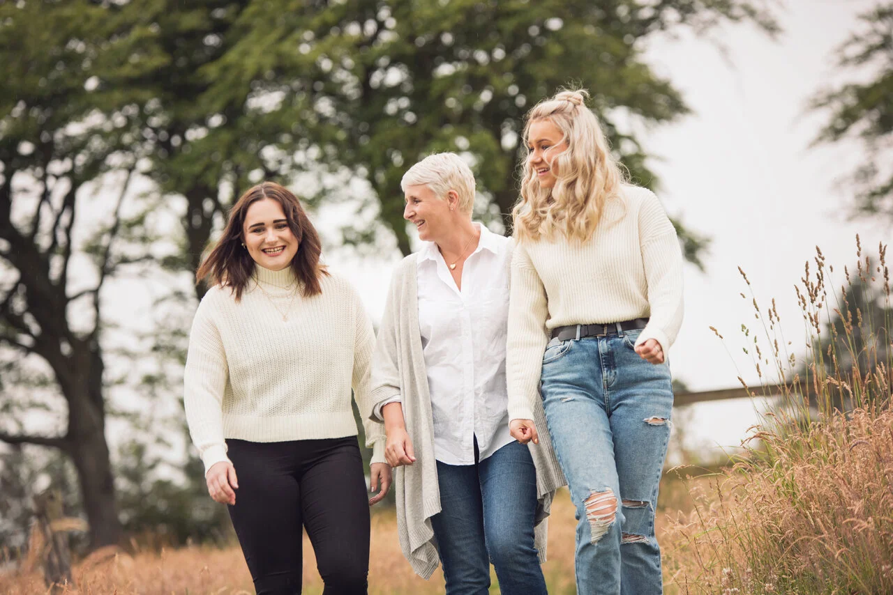 portrait sessions to support Friends of Anchor