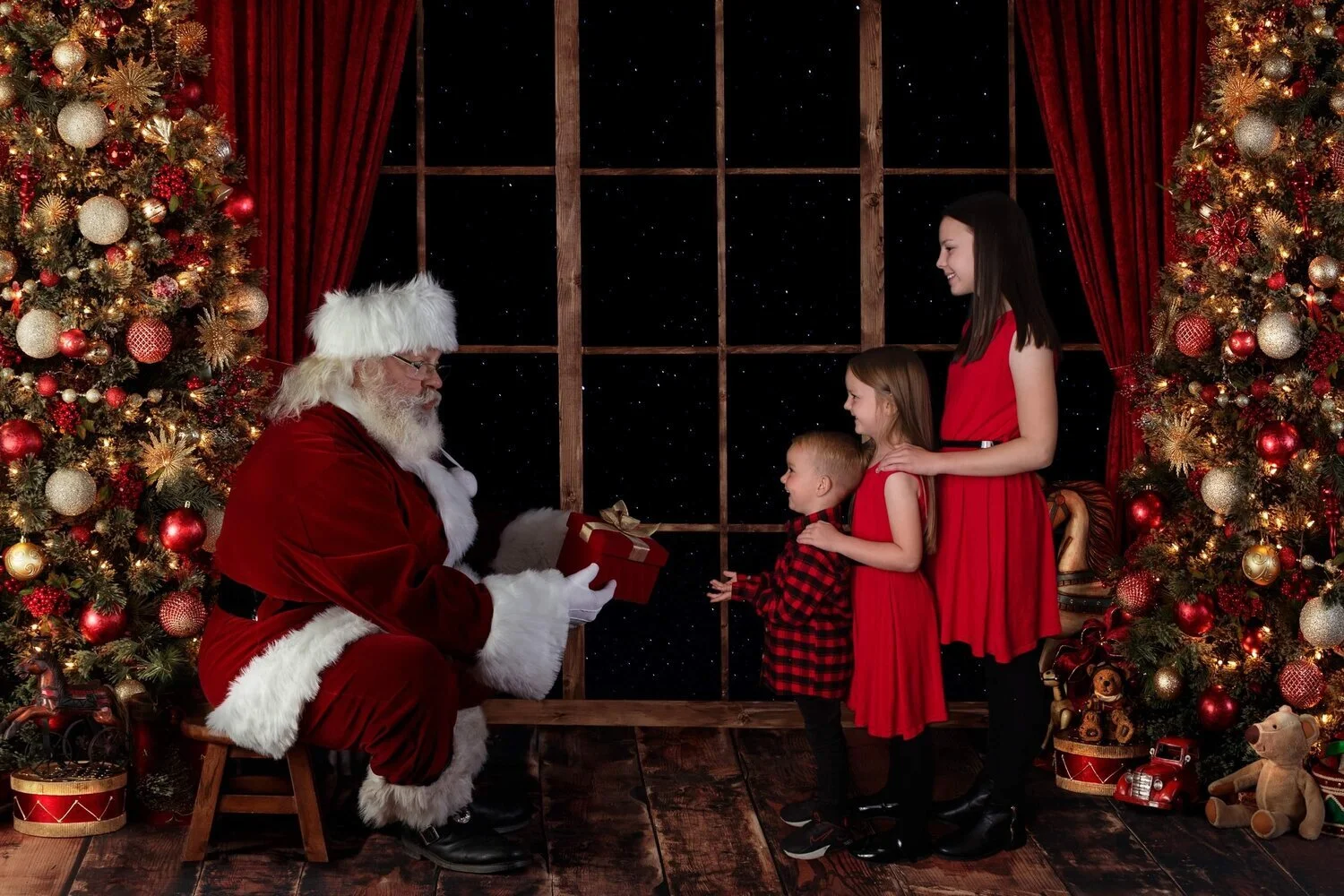 Christmas mini sessions at Kingshill Studios