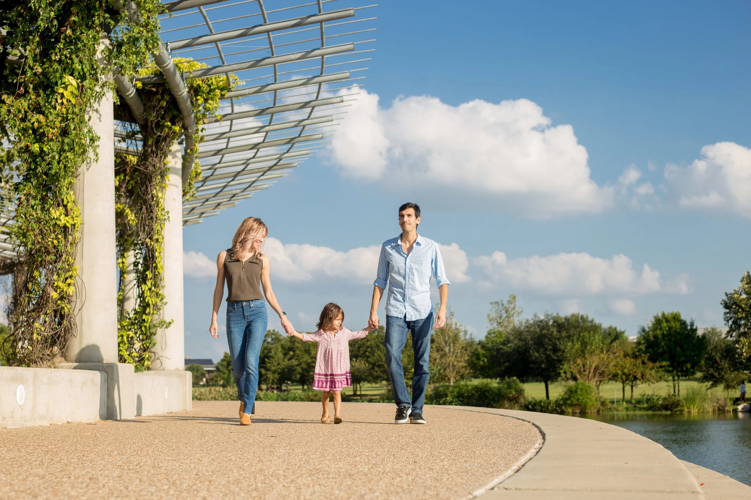 Jessica, Luis, and Eleanor-4.JPG