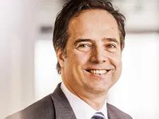 Author: Nikolai Dobrott Managing Partner Apricum – The Cleantech Advisory email Nikolai