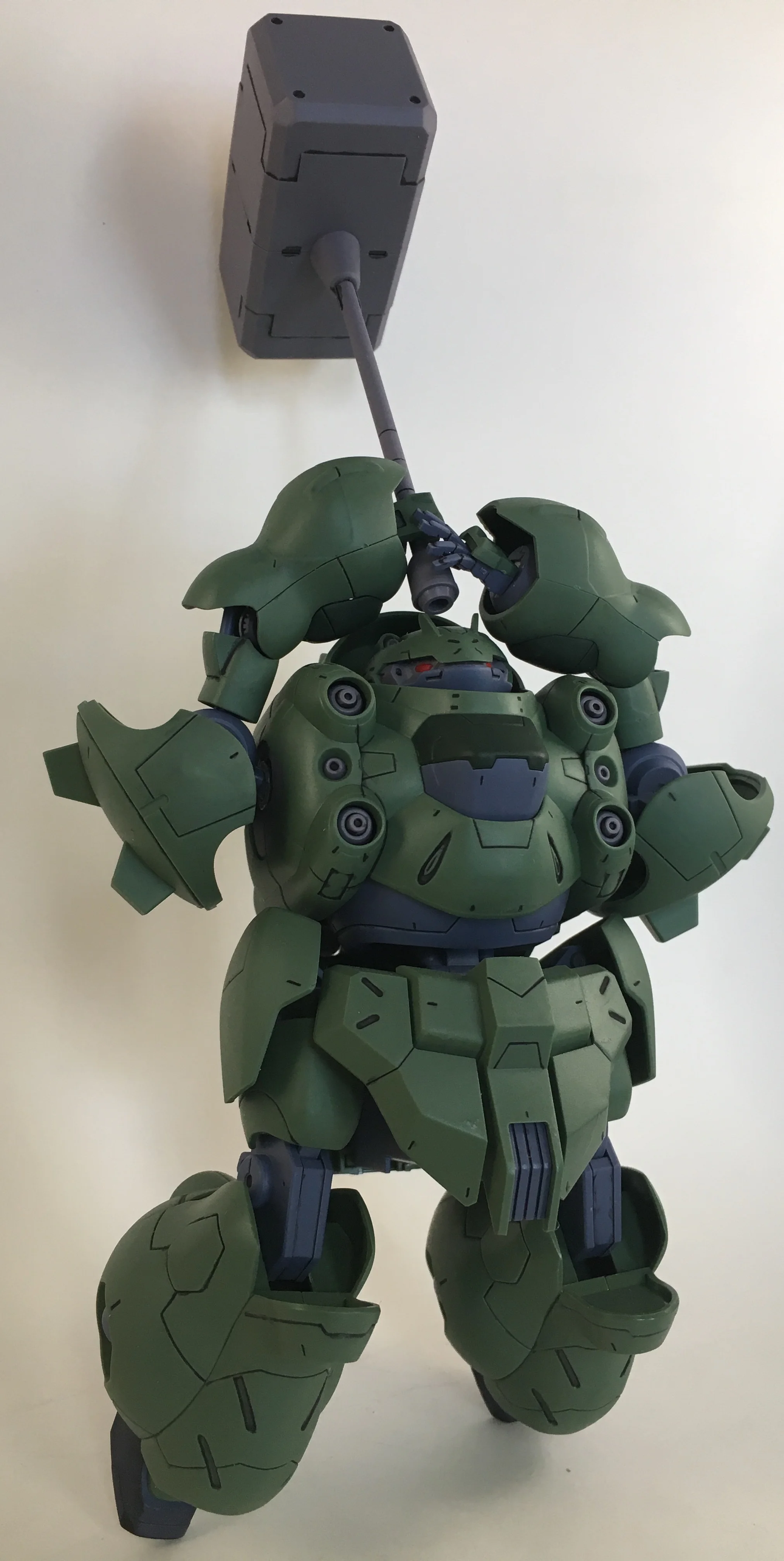 You aren't going to get many poses out of this kit because of how chunky it is, but at the same time it's articulation is decent.