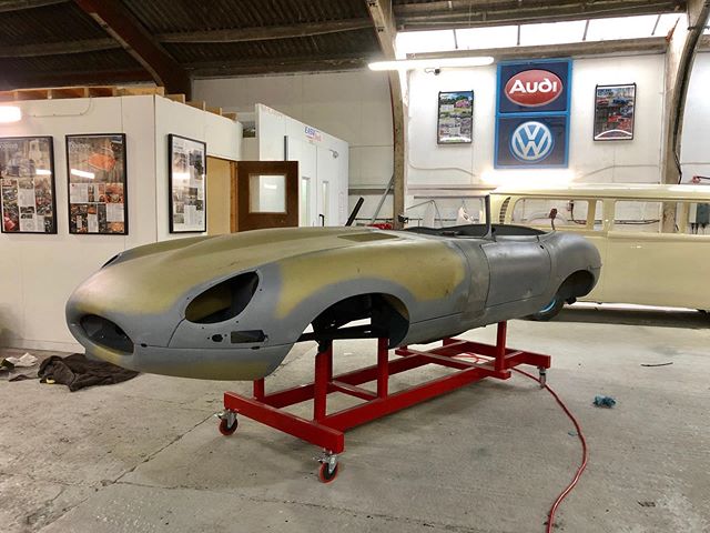Another super busy week in the workshop this week! S1 OTS in from Moss for full paint, it&rsquo;s now sat in the prep bay along with the &lsquo;59 Ghia. The &lsquo;68 Bay is all painted now and you can see Dave polishing the doors before they&rsquo;r