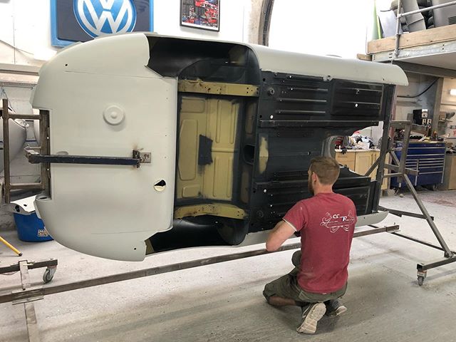 Chris got the underside of the S1 Jaguar Etype painted yesterday! Hoping to see some colour on the inside today 👌#CCR #ccruk #freshpaint #restoration #jaguar #classicjaguar #jaguarworld #etype #etypejag #upol #raptor