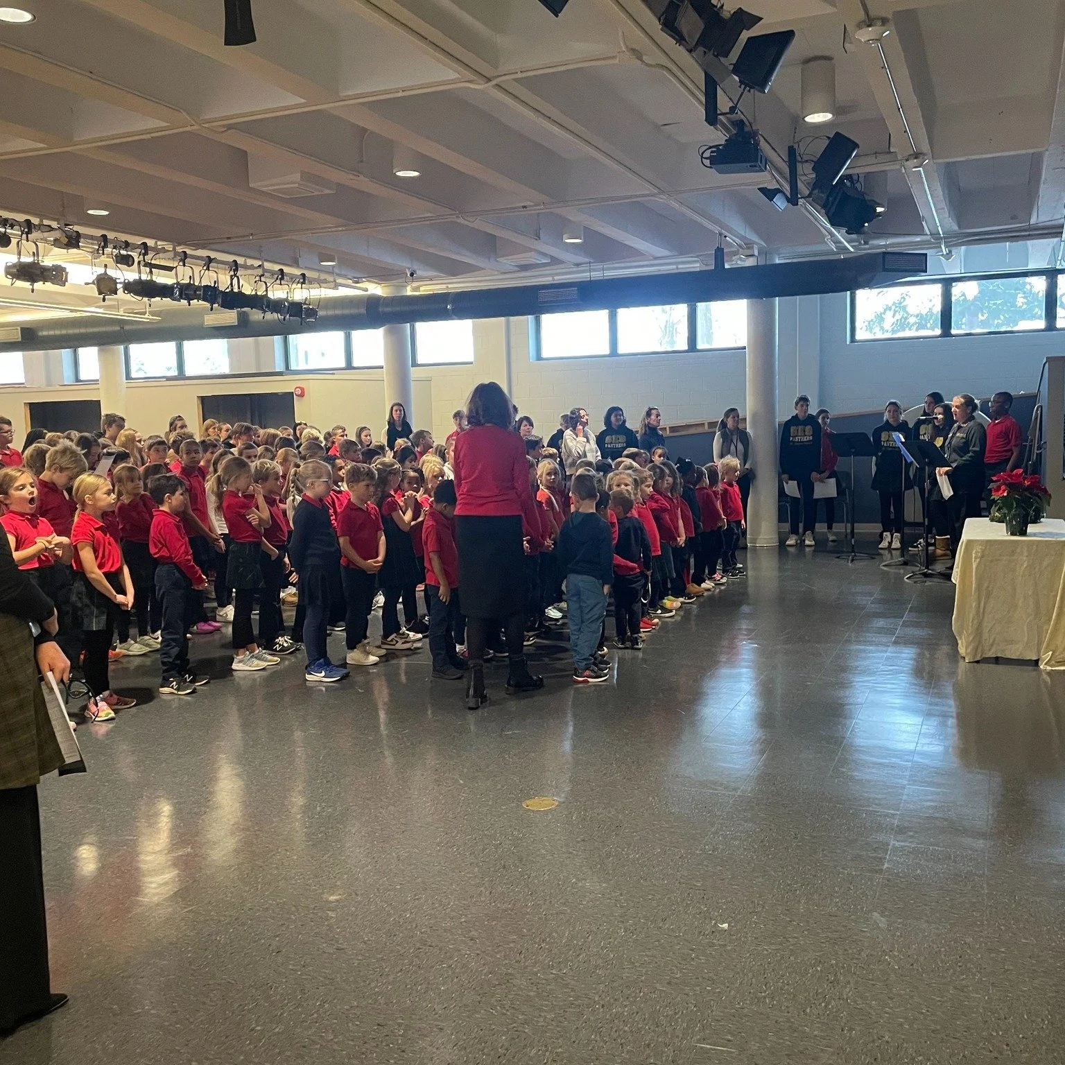 Today we gathered as a school for the first time since the start of the Advent season.  The theme of our prayer service was HOPE. 🕯