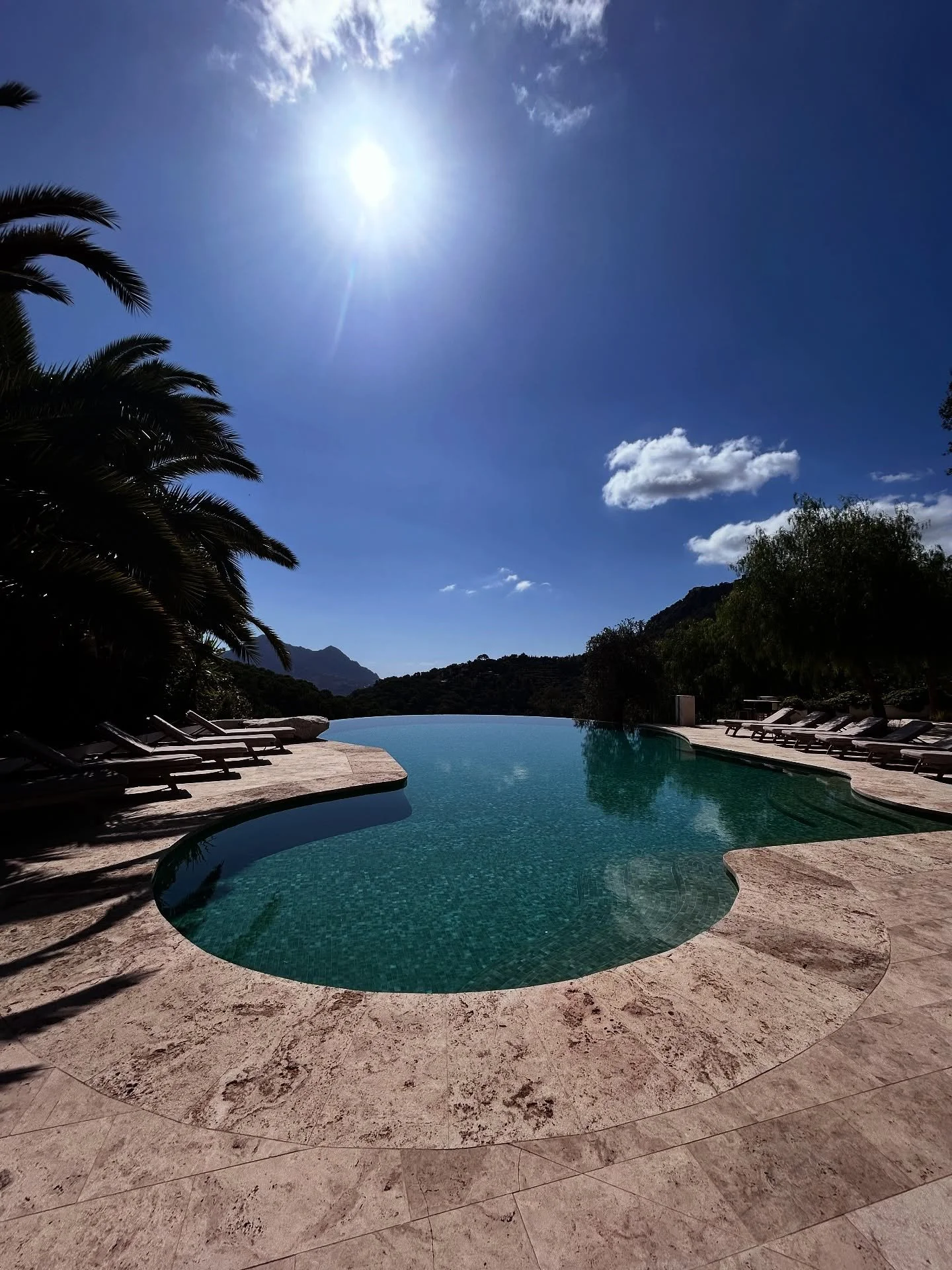 ✨WAS IT ALL A DREAM✨ It&rsquo;s been one week since The Retreatment October 2025 came to a close, and I&rsquo;m still feeling the magic of it all ❤️💫🌴

What a week. The most wonderful group of 14 amazing women, sunshine-filled Andalusian days, endl