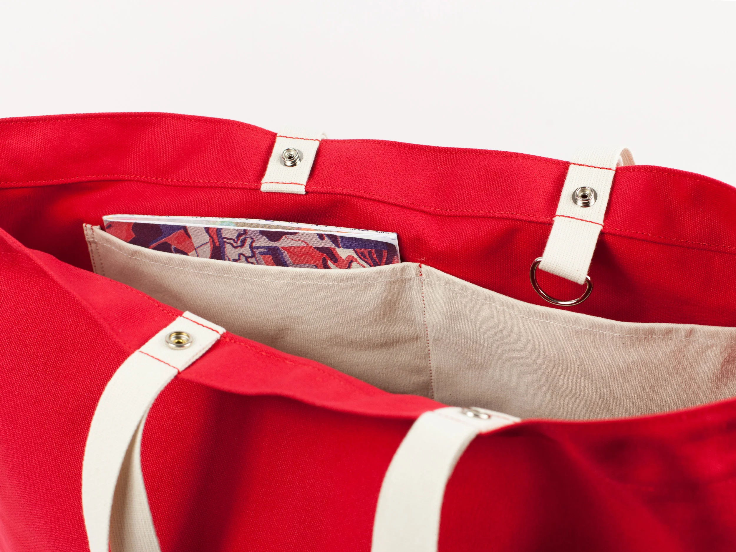 Blk_Pine_Simple_Canvas_Tote_Red_detail.jpg