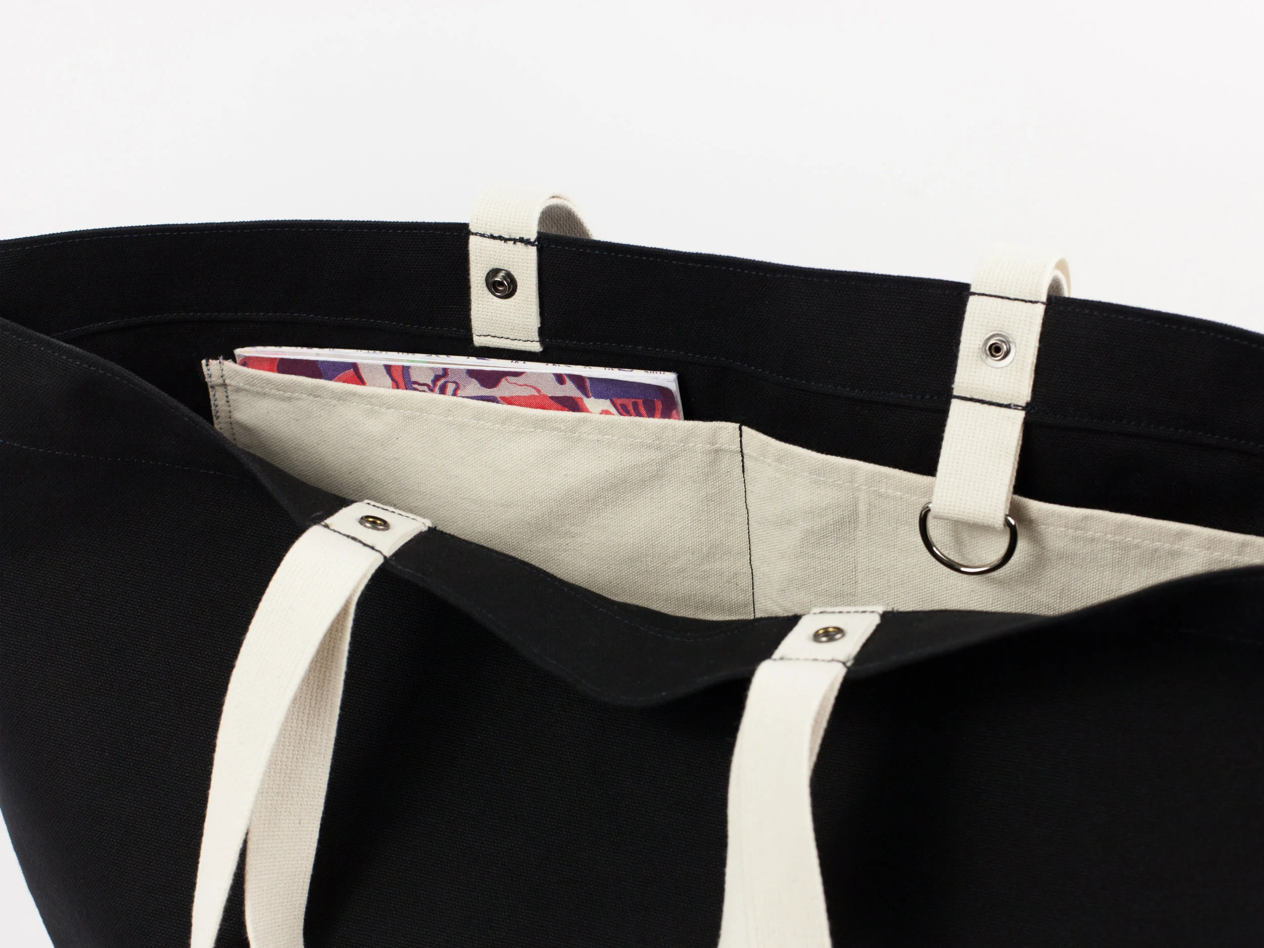 Blk_Pine_Simple_Canvas_Tote_Black_detail.jpg