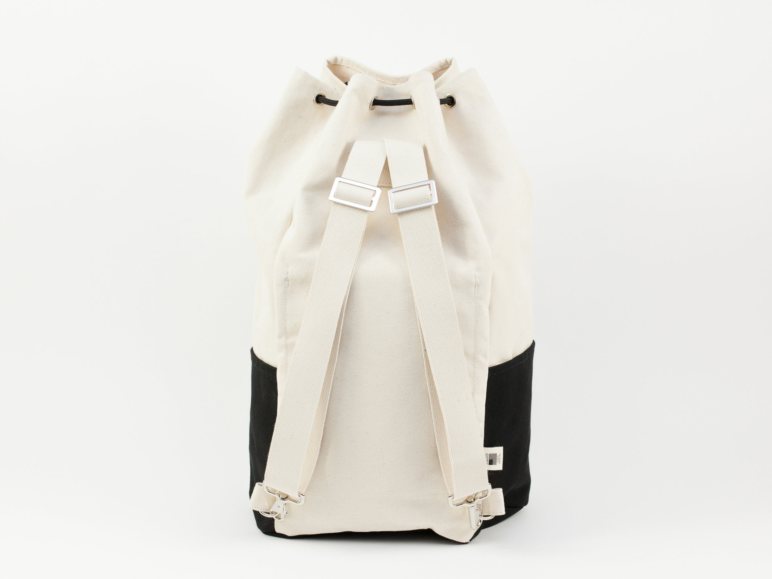 Blk_Pine_Standard_Canvas_CinchPack_NaturalBlack_back.jpg