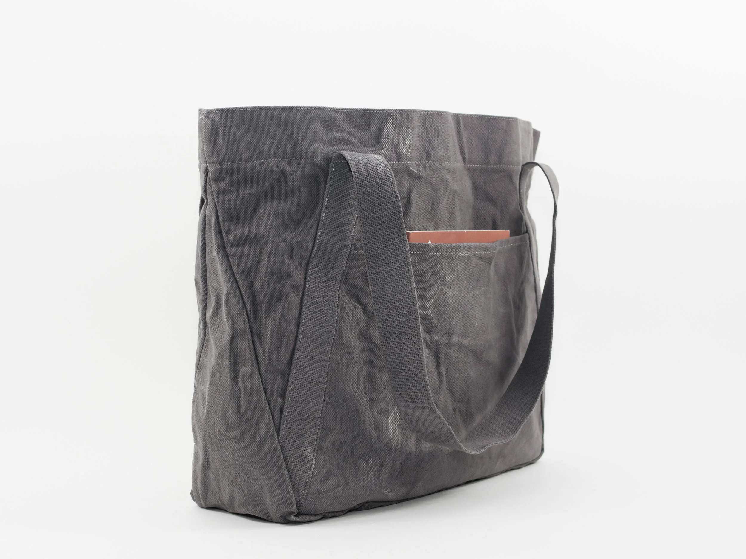 Blk_Pine_Angle_LargeTote_Charcoal_angled side.jpg
