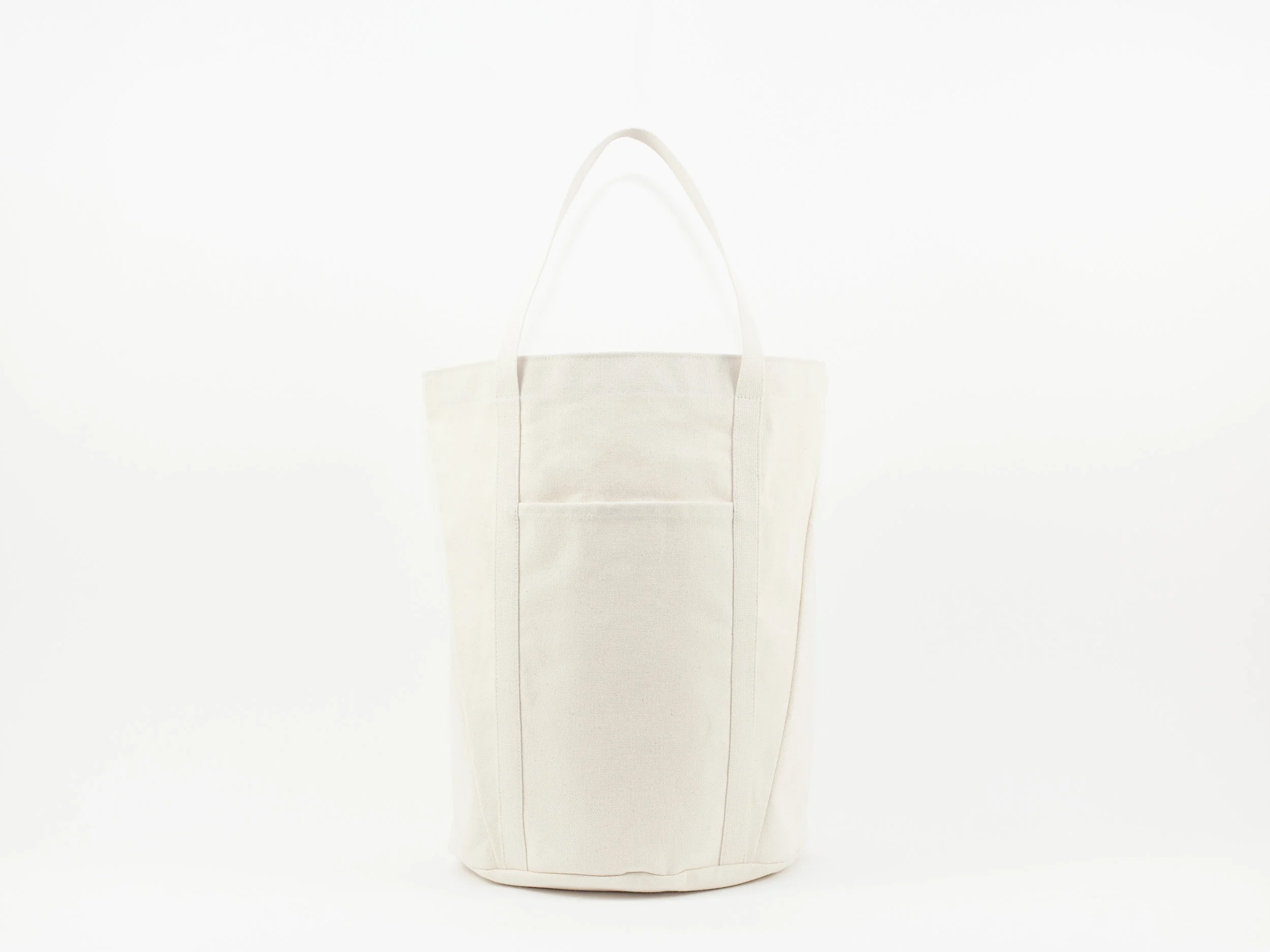 Blk_Pine_Angle_BucketTote_Natural_front.jpg