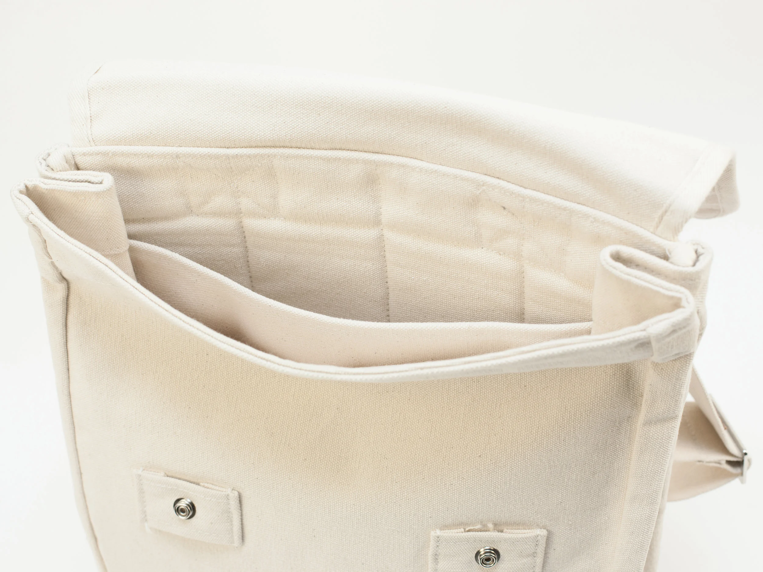 Blk_Pine_Classic_Leather_Canvas_CanoePack_Natural_detail3.jpg