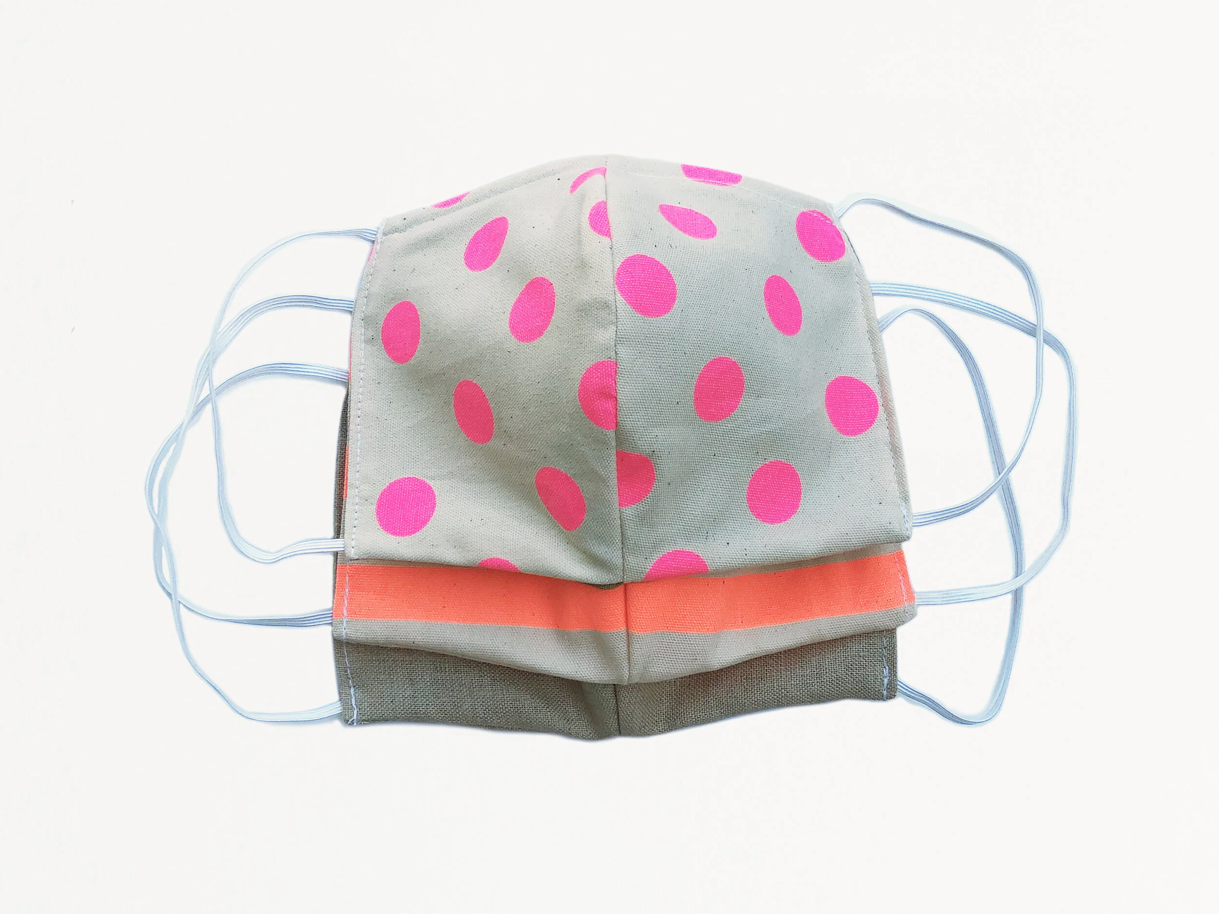 Blk_Pine_facemask_3-set.jpg