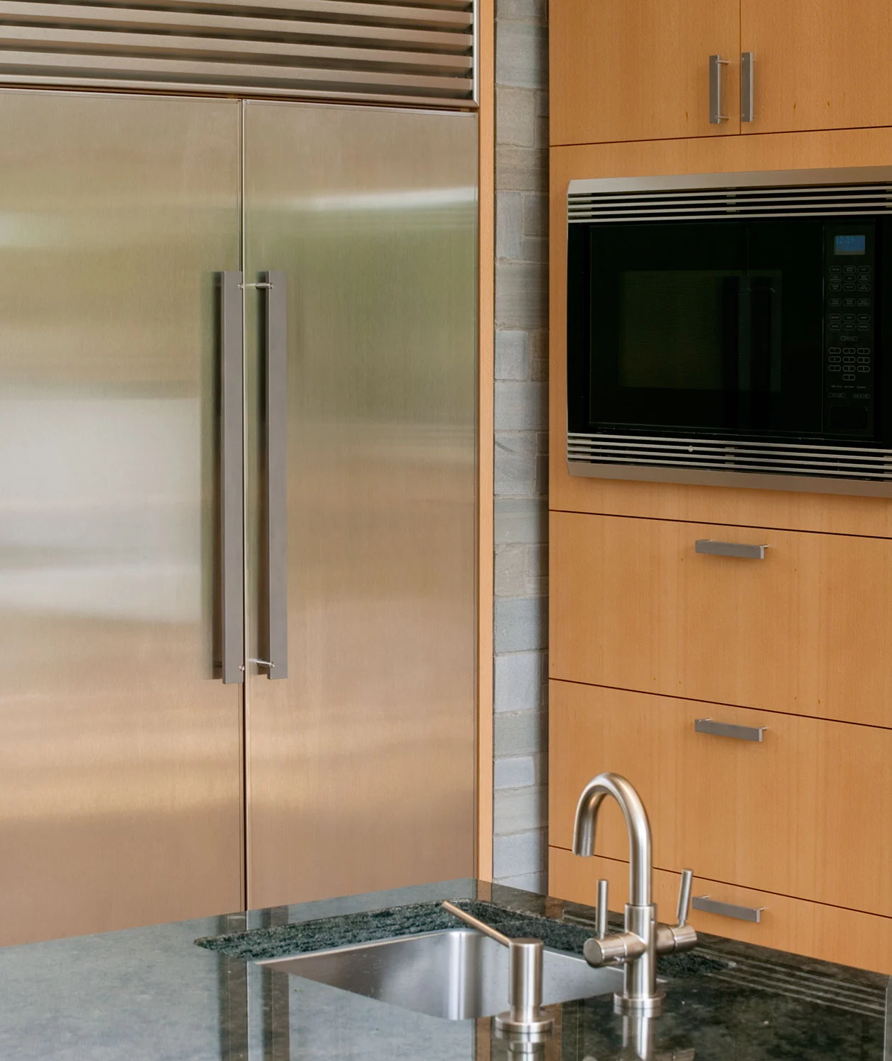 601 Anderson Pull in Stainless Steel