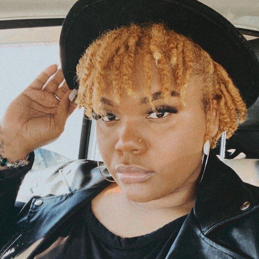 ✨PUFF ANNOUNCEMENT✨ Meet Asha Parson, our new Salon Coordinator and stylist!! We are so thrilled to have Asha and her immense talents be a part of the Puff team. Asha Parson received her cosmetology license in 2012. As the oldest of five she develope