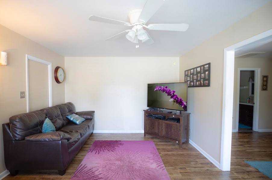 Cherrydale Home — Good Neighbor
