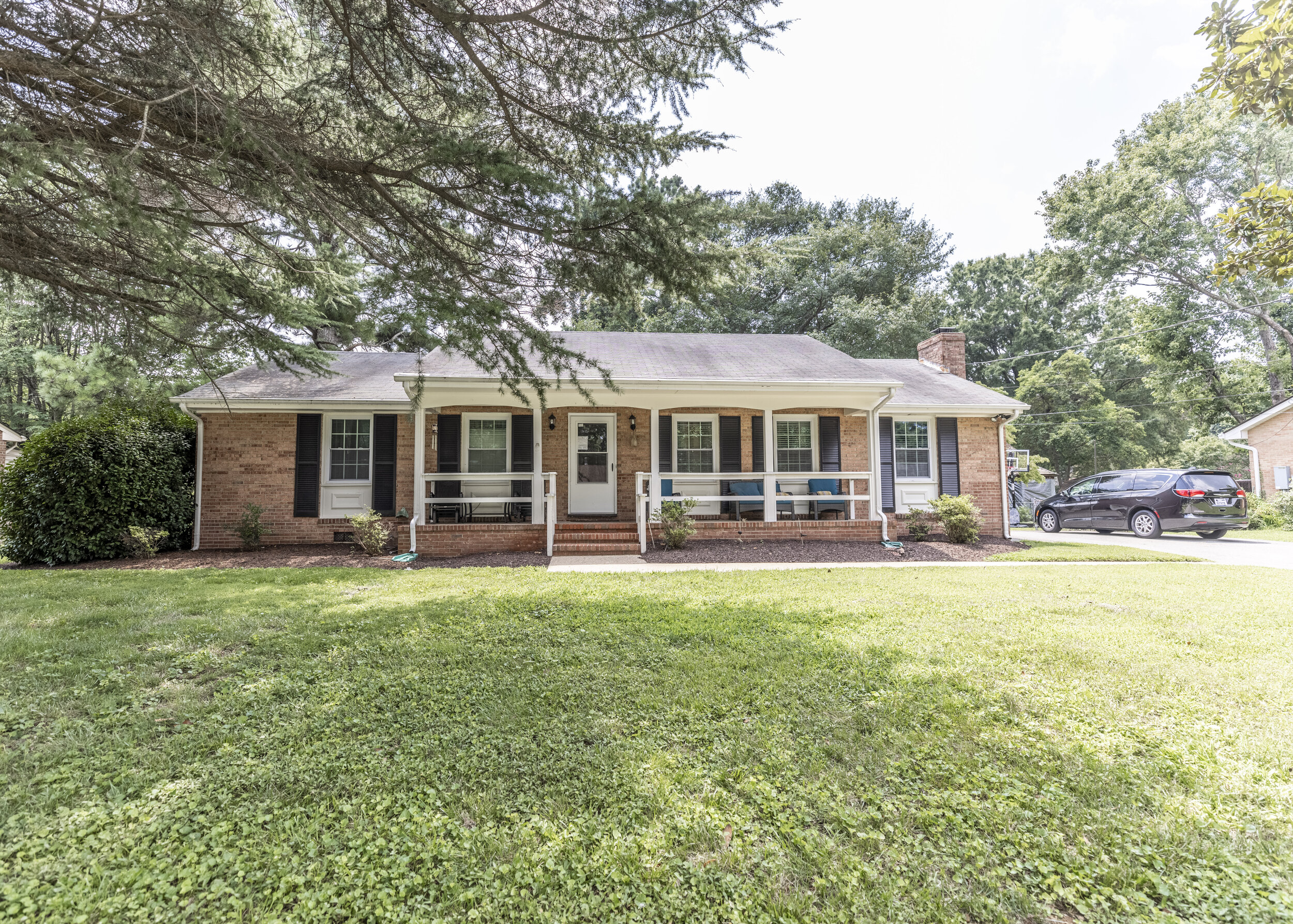 Elmwood Home — Good Neighbor