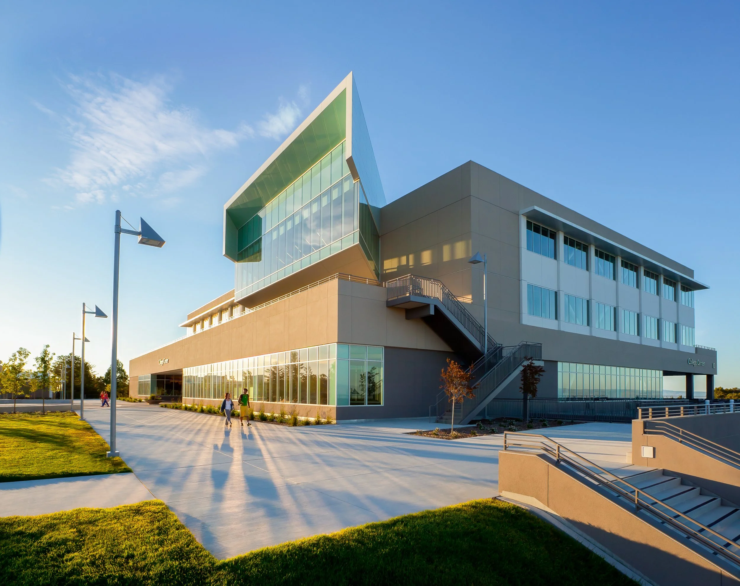 59 - (466) Exterior Portfolio.jpg