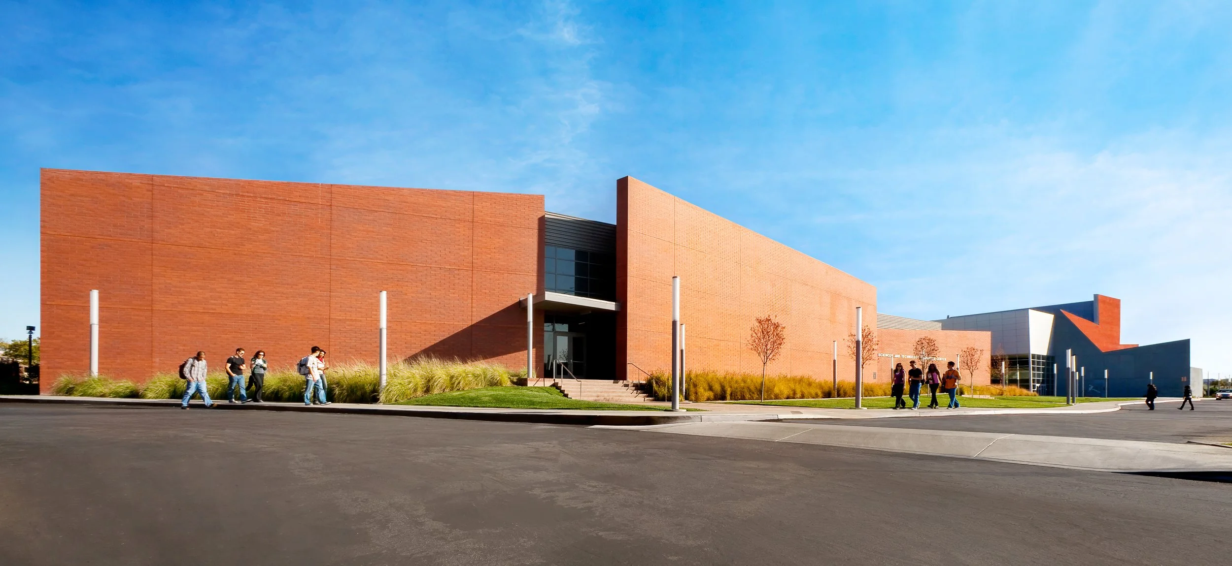 2 - (291) Exterior Portfolio.jpg