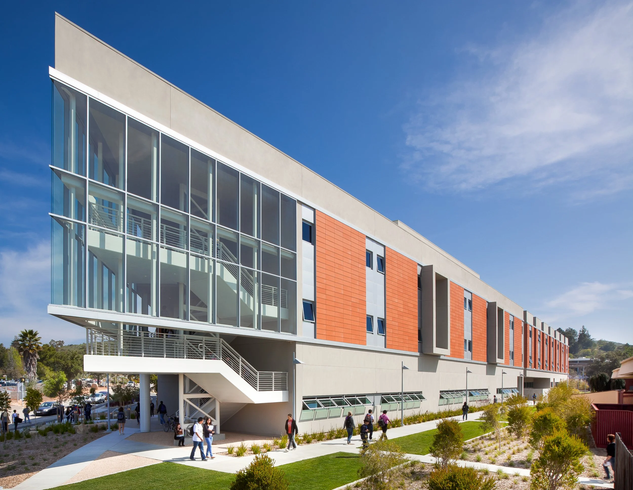 1 - (439) Exterior Portfolio.jpg