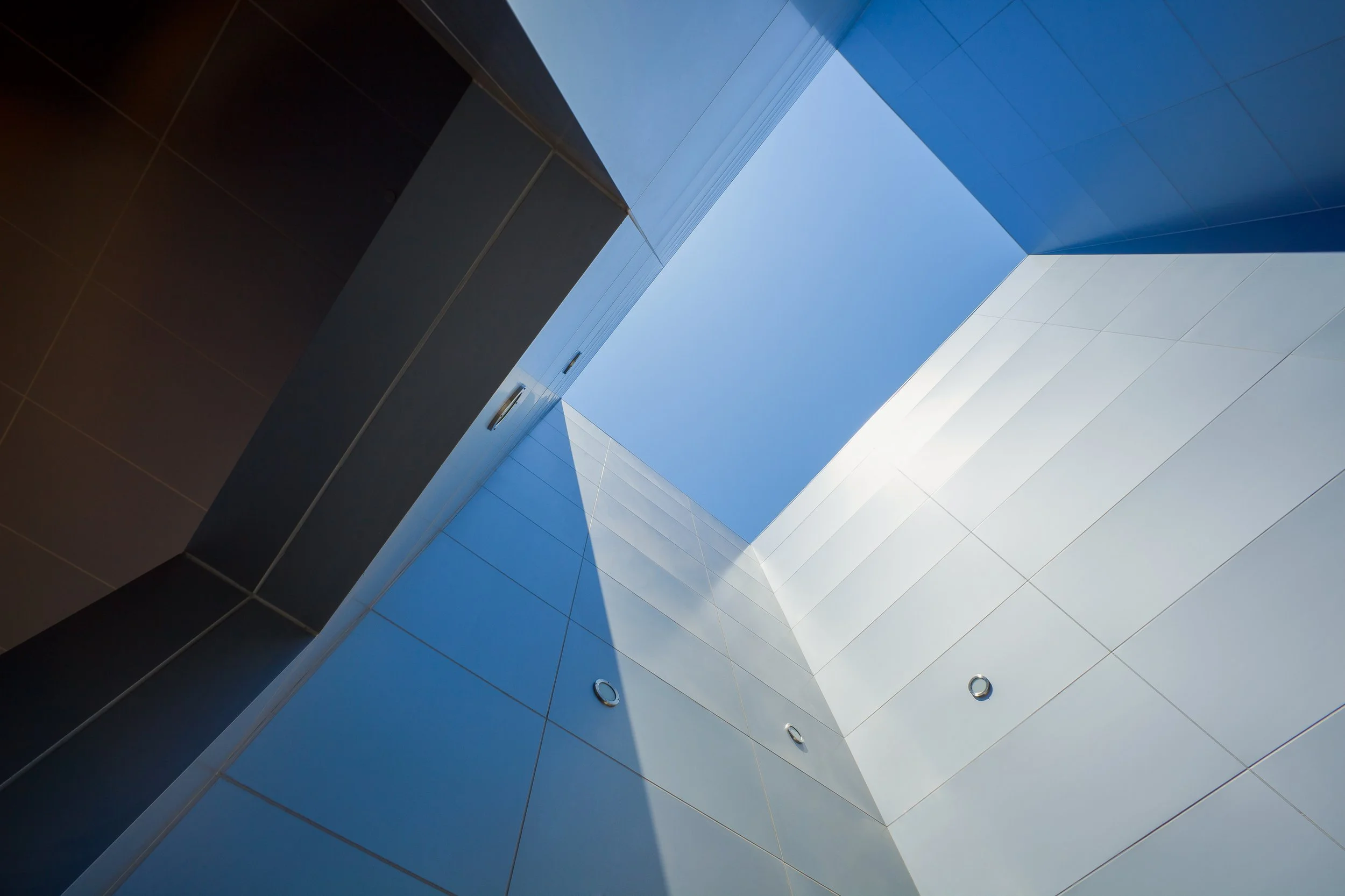 13 - (396) Exterior Portfolio.jpg