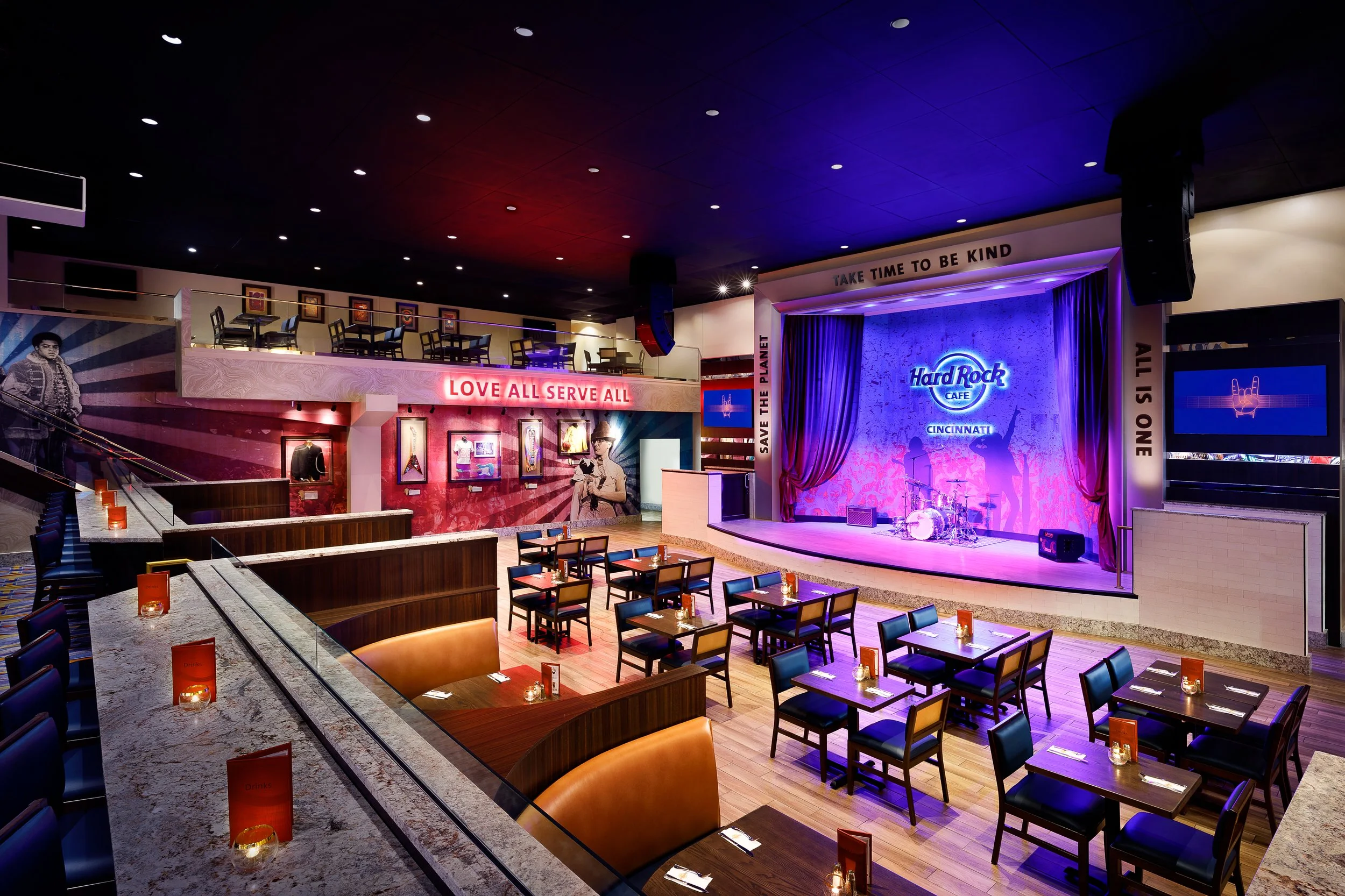 8 - CAFE INTERIOR.jpg