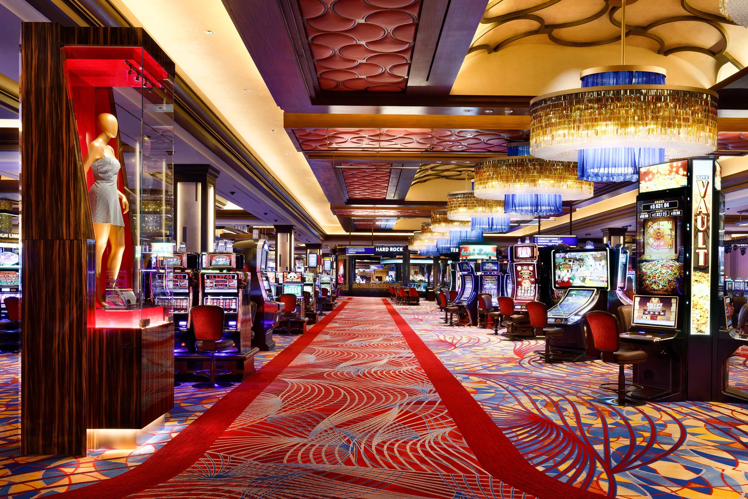 11 - CASINO FLOOR.jpg