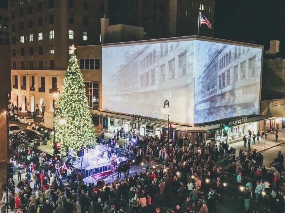 Tell Scarlet at the 2017 Holidays on Broughton Kickoff Celebration 