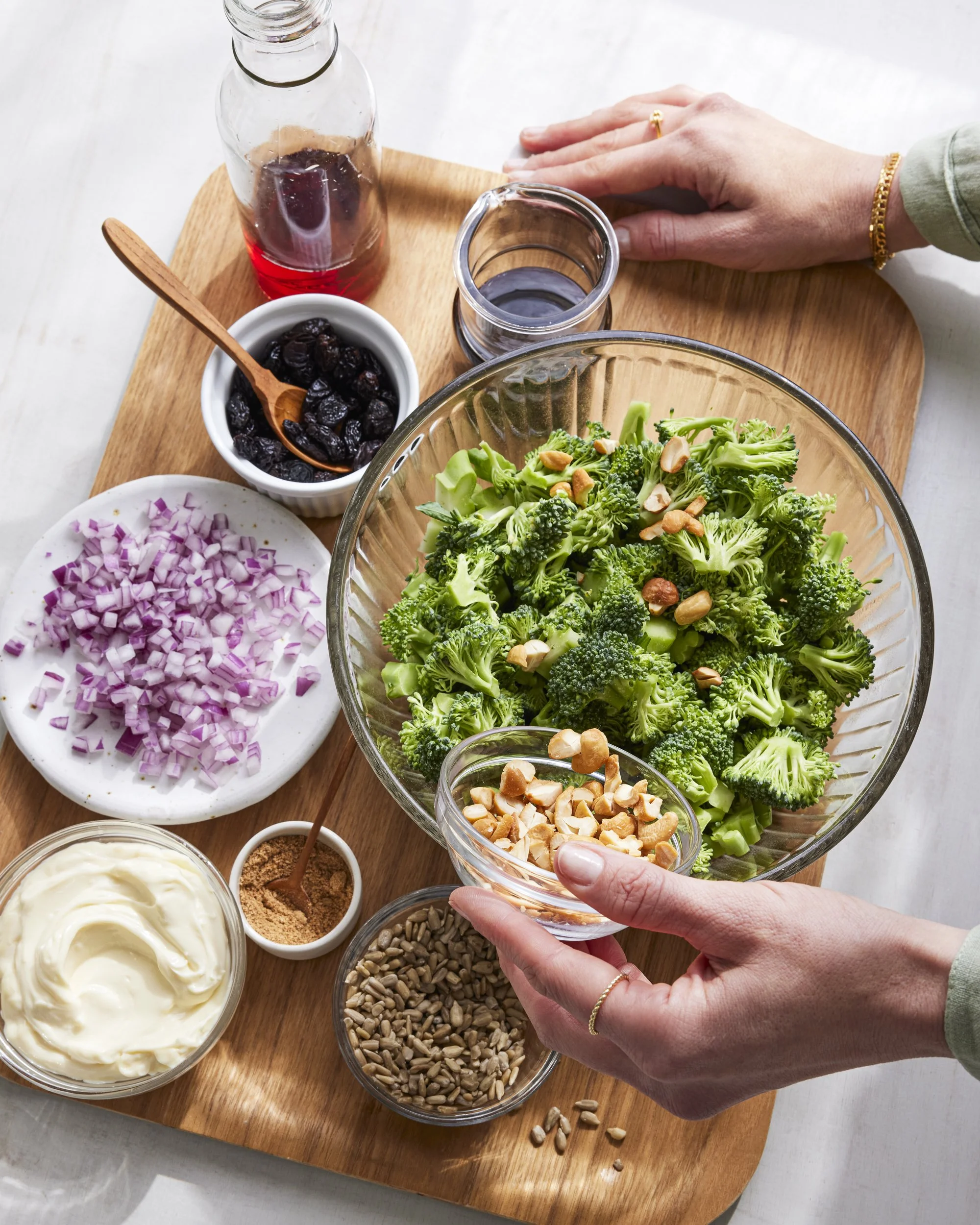 ErinScott-DanielleWalker-MakeItEasy-MealPreppedSides-Sectionopener-16890.jpg