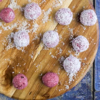 And Valentine’s is one time when breakfast balls needn’t just be for breakfast! Healthy Little Foodies’s Raspberry and Coconut ones look delicious and are perfect for little hands to roll.