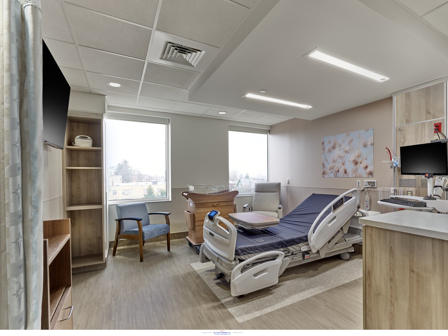 St. Luke's University Healthcare Network Women and Babies Pavilion