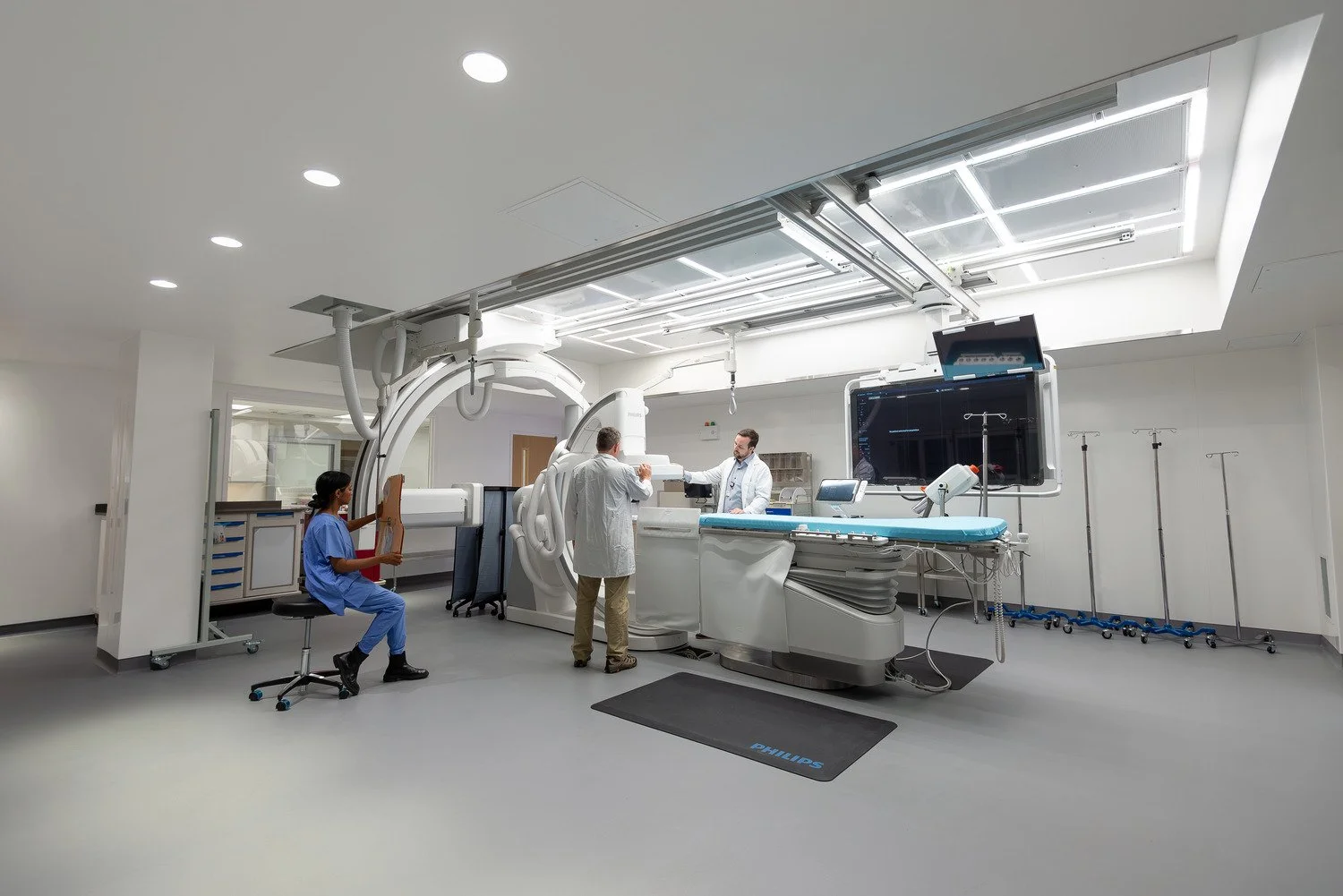 Mount Sinai South Nassau Biplane Angiography Suite