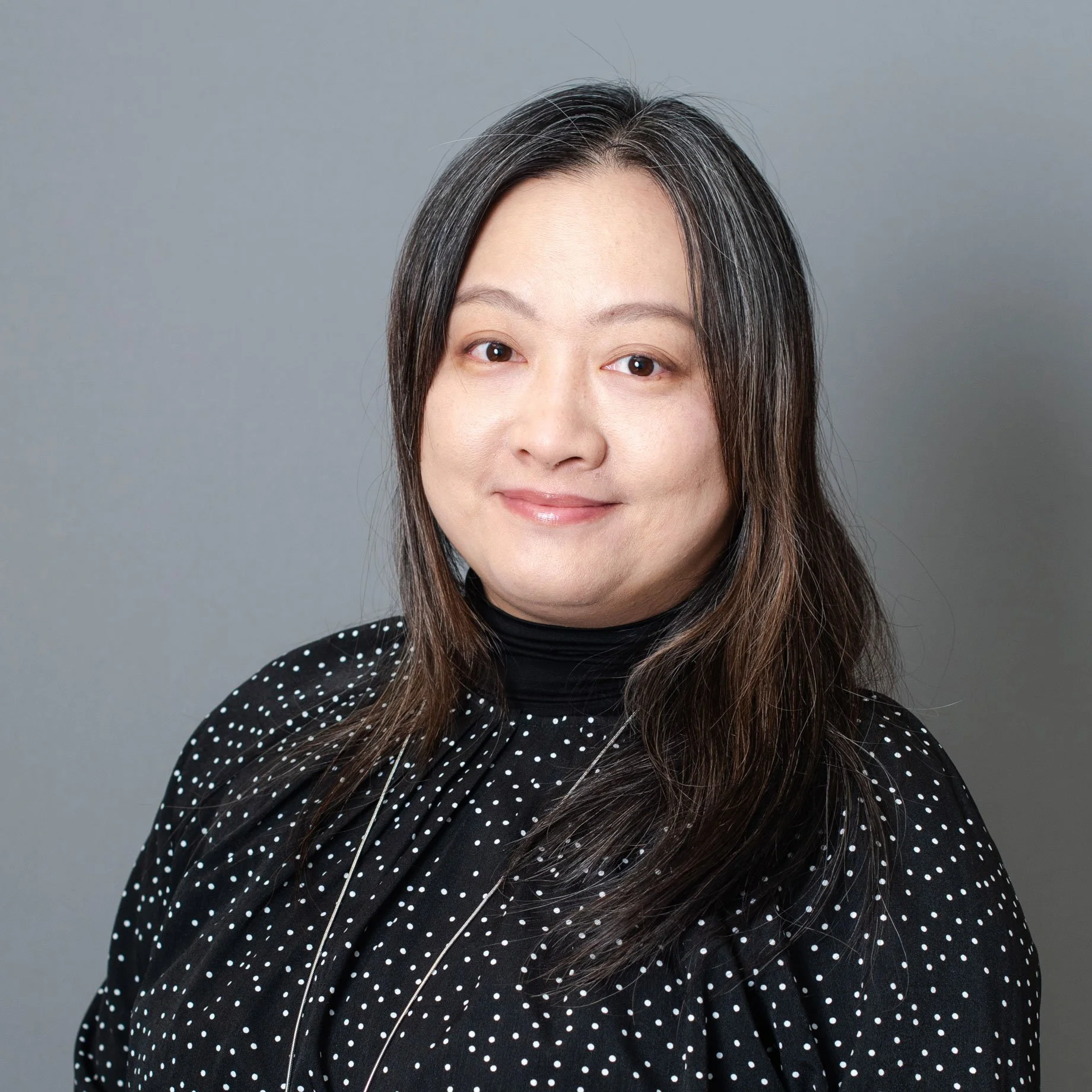 Anna Chang - Gray - SQ_72high.jpg