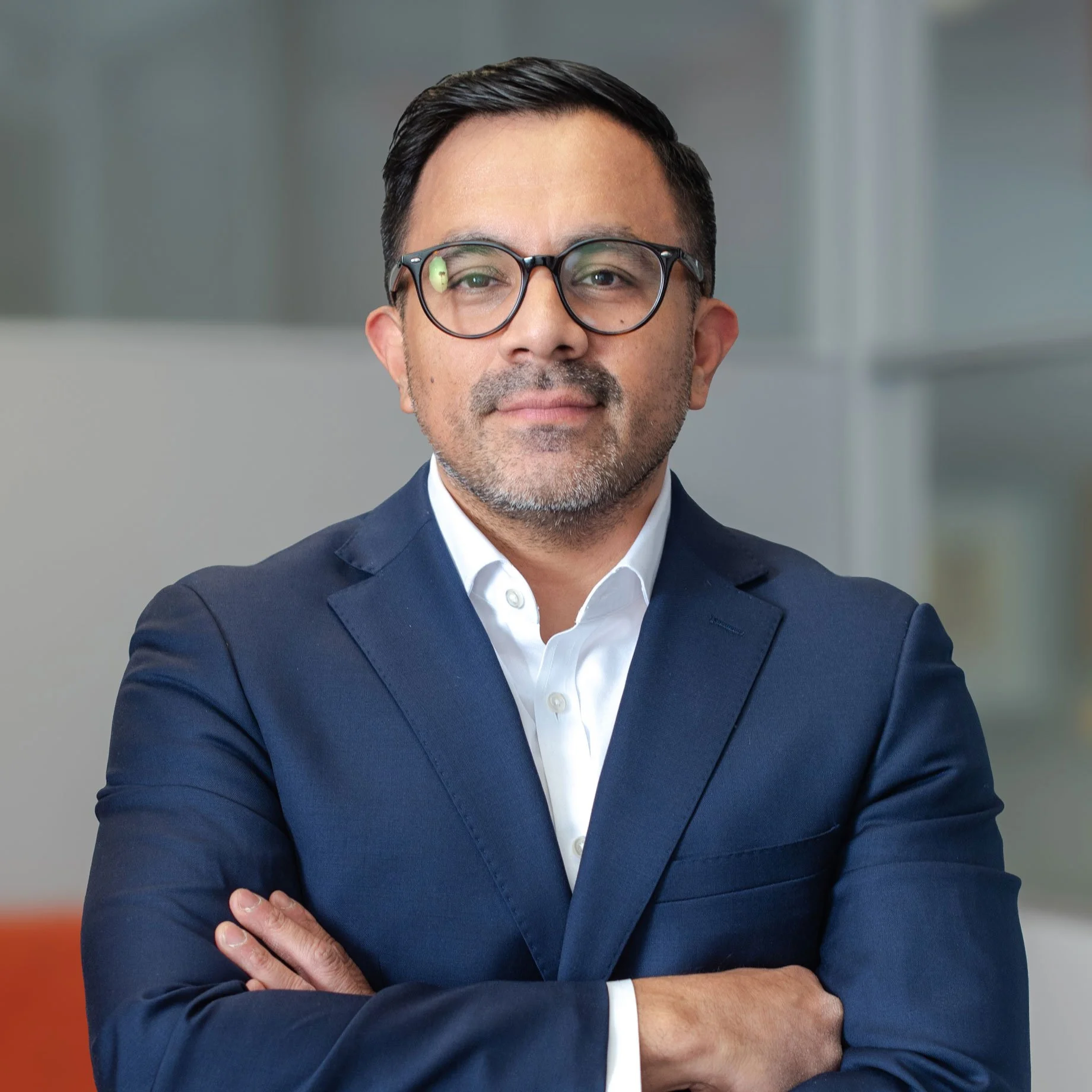 Victor Angulo | Senior Associate