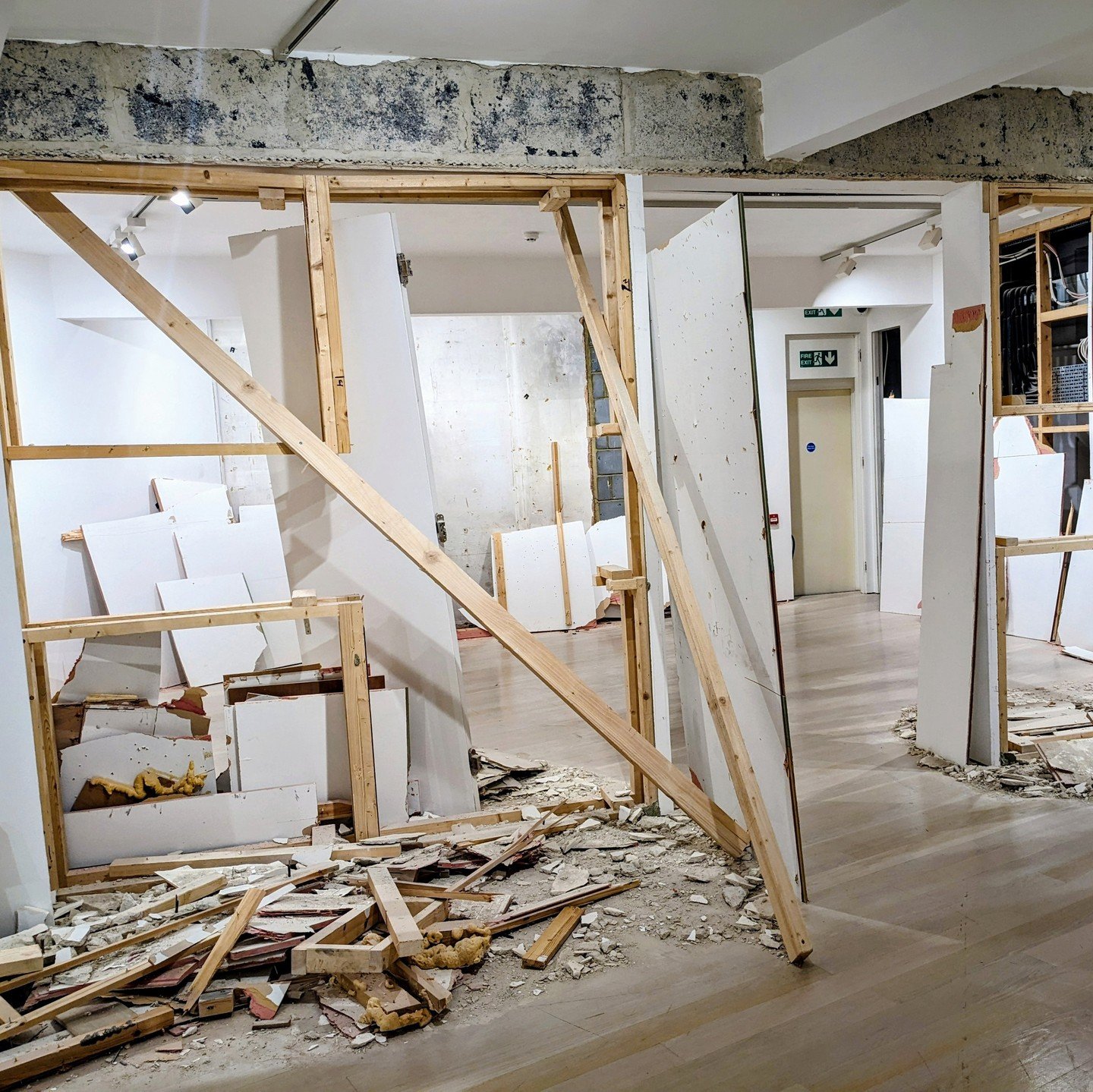 If you&rsquo;re leaving a building to move to a new space,  this is how you do it &ndash; by letting one of your artists trash the place. Tadashi Kawamata has smashed through the walls and panelling to expose the memories of the place, including asse