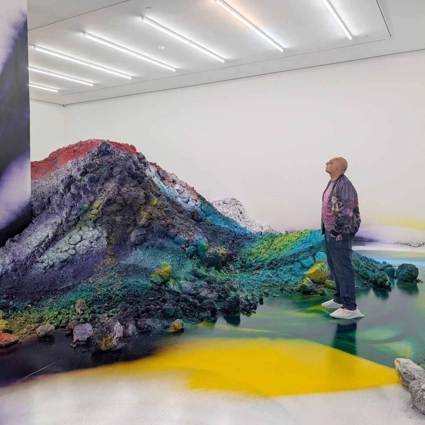 I've always admired how Katharina Grosse embraces scale to create large, vivid works &mdash; and at White Cube's space in Bermondsey, she has plenty of room to work with. Grosse believes that colour is an immediate, visceral force &mdash; one that ca