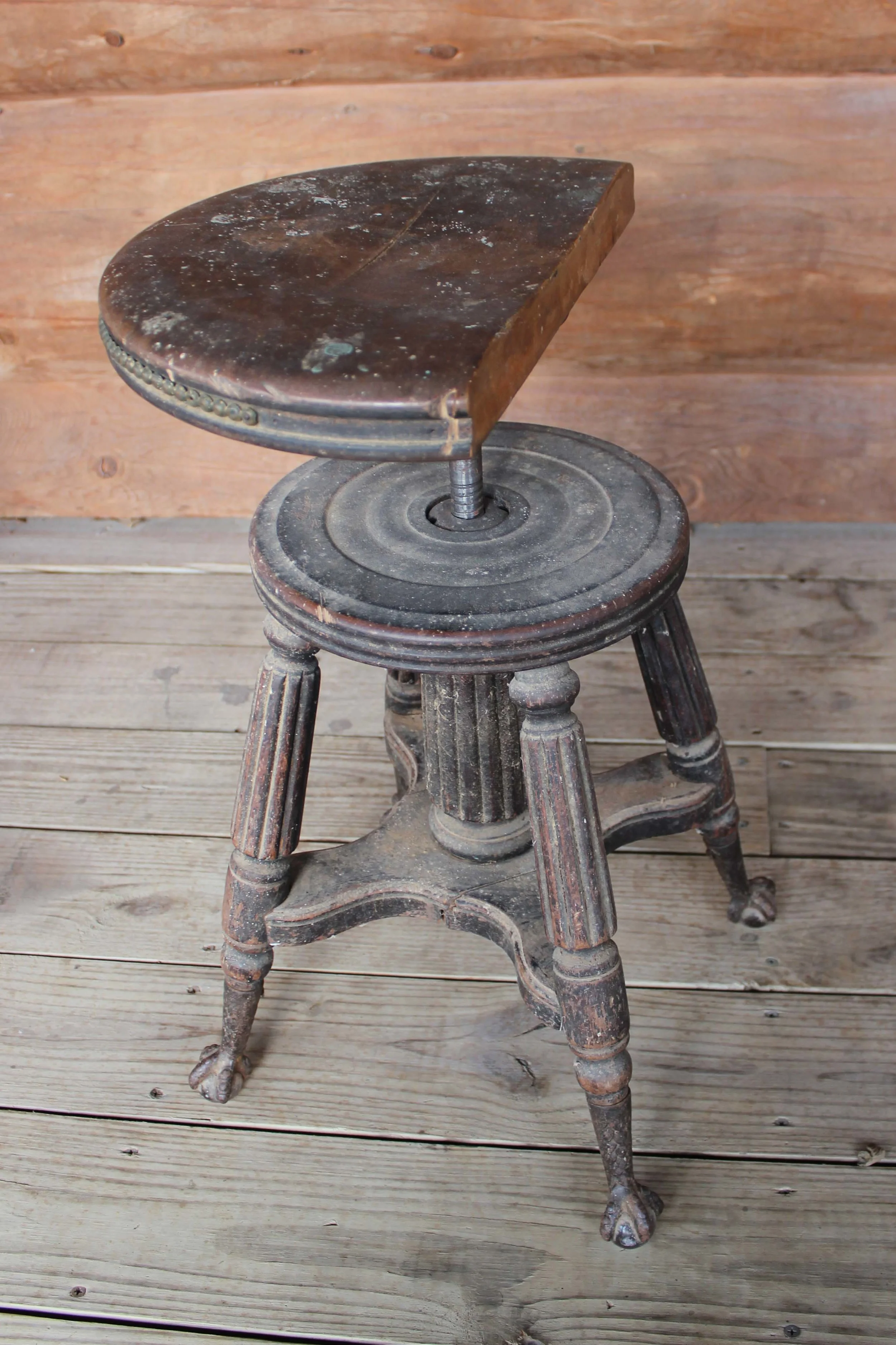 piano stool before.jpg