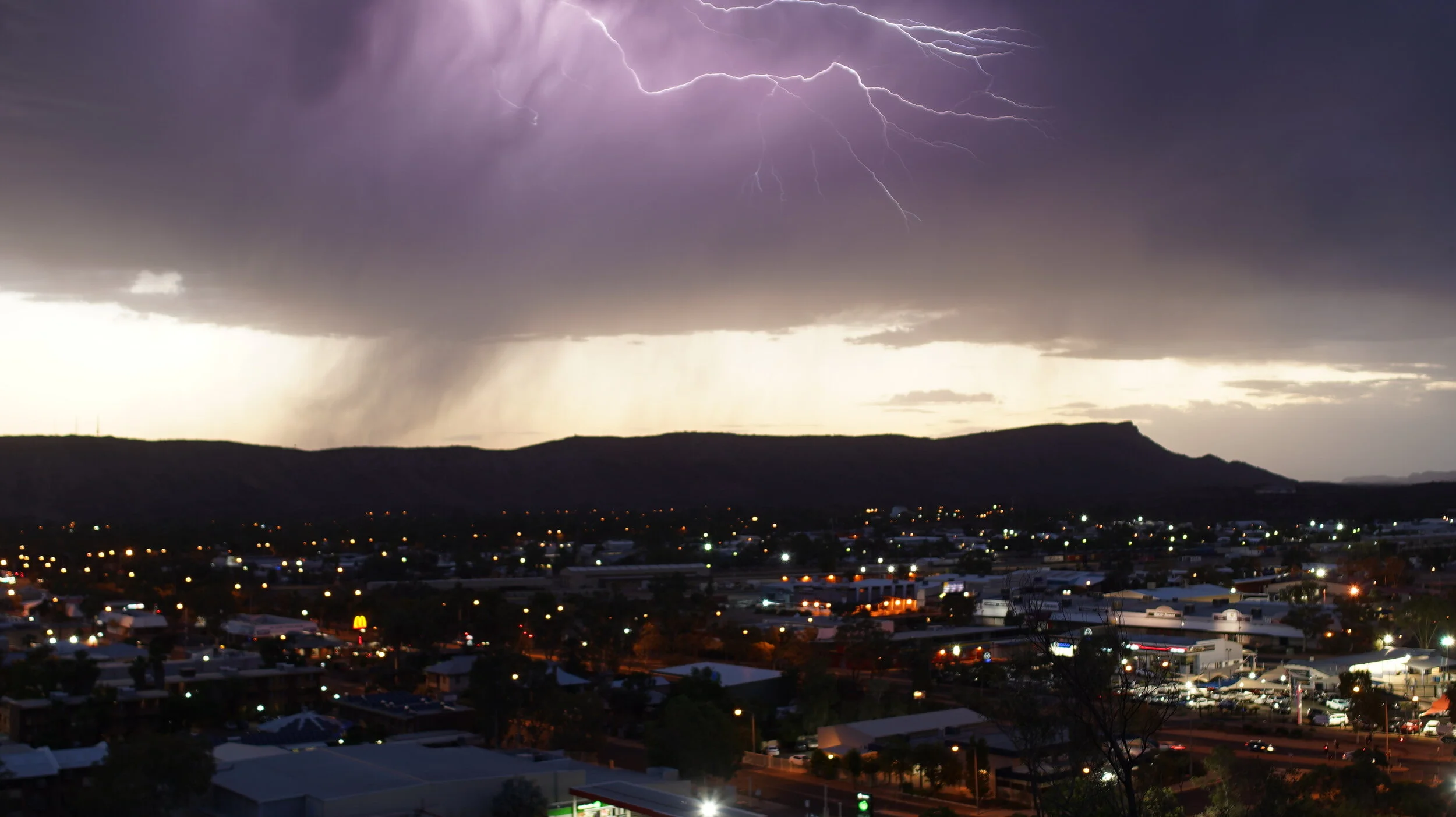 AliceSprings_lightning.JPG