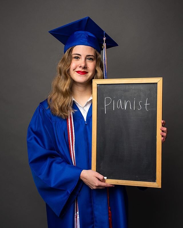 Yesterday we set up a backdrop in my garage and invited the high school seniors in my neighborhood to come over for a real quick portrait in their cap and gown. It was my wife&rsquo;s idea. She was thinking of something nice we could do for these kid