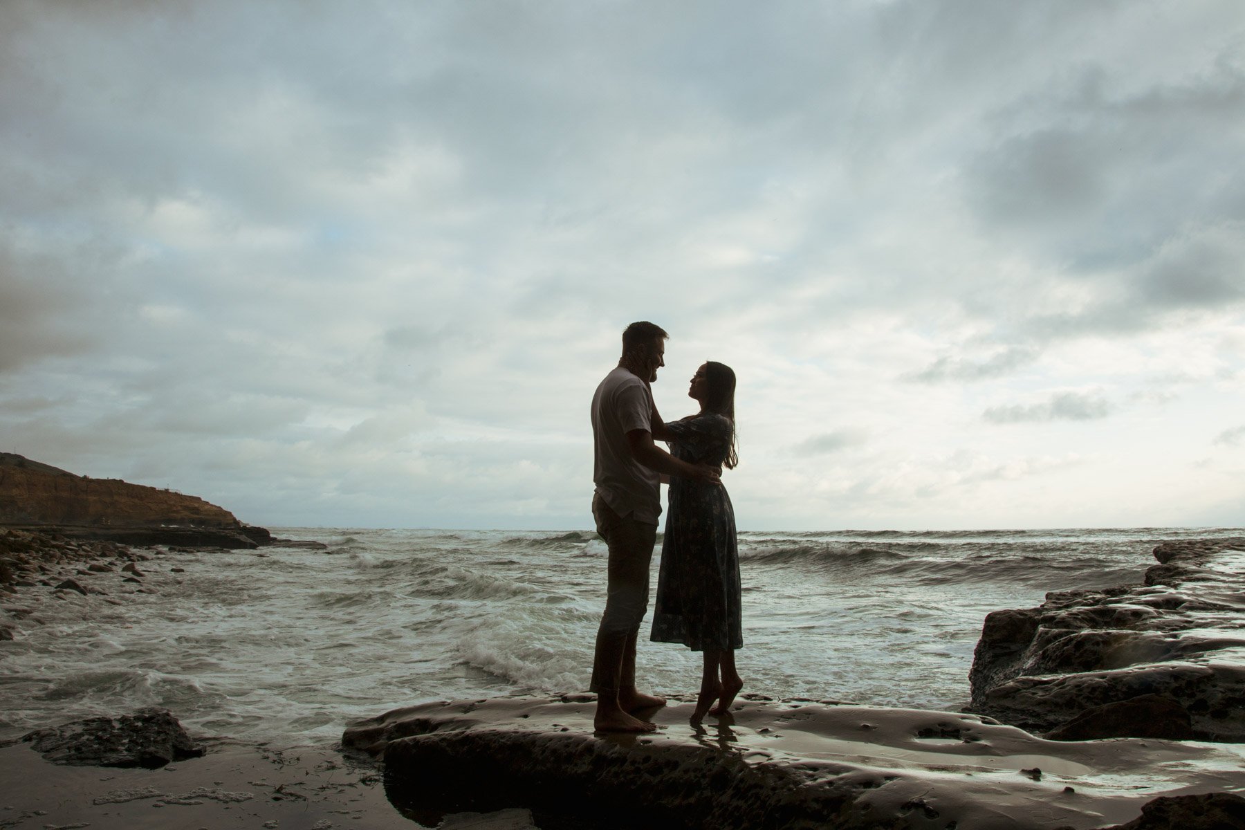 Engagement photography at the ocean