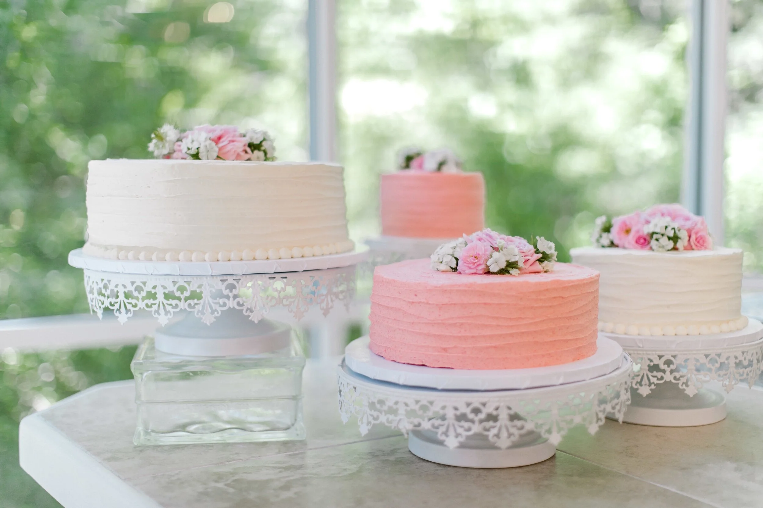 philly florist cake flowers.jpeg