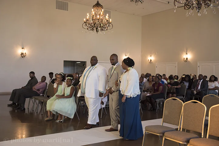manor-wedding-photos-by-martina-villa-stClair-7.jpg