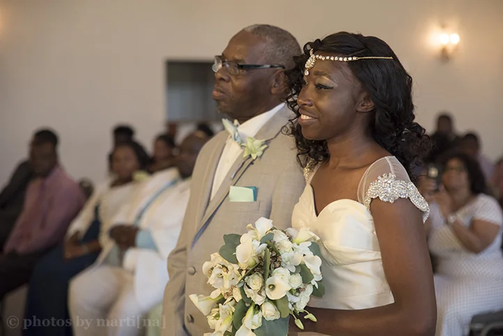 manor-wedding-photos-by-martina-villa-stClair-9.jpg