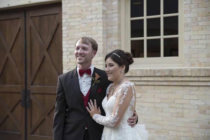 san-antonio-wedding-at-the-stables-photos-by-martina-7.jpg
